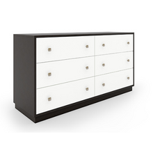 Load image into Gallery viewer, FLEETWOOD DRESSER